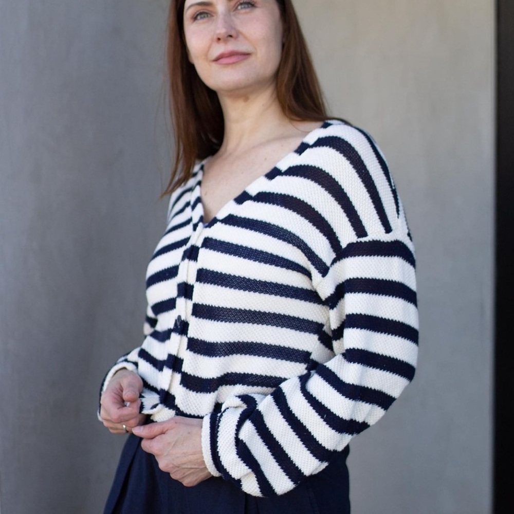 STATESIDE 💙 Cropped Navy Stripe Sweater Sz S with tags